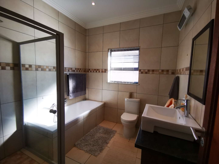 3 Bedroom Property for Sale in Shellyvale Free State
